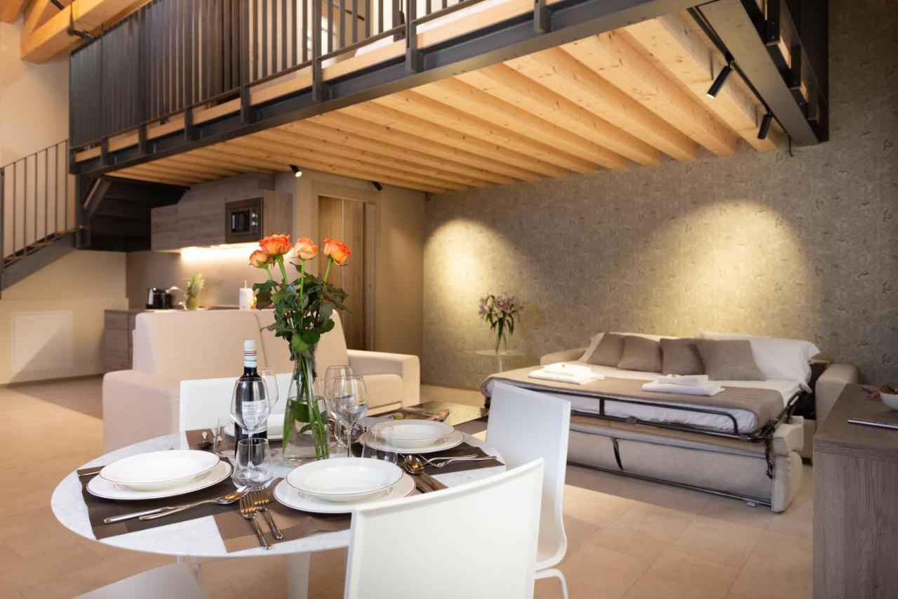 Residence 8 Loft Velence Kültér fotó
