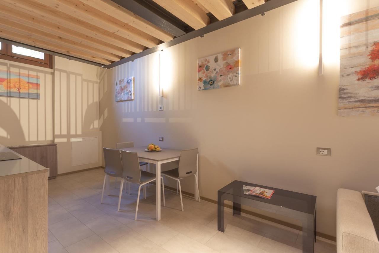 Residence 8 Loft Velence Kültér fotó