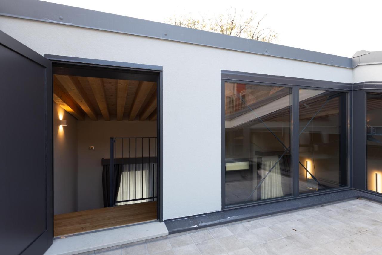Residence 8 Loft Velence Kültér fotó